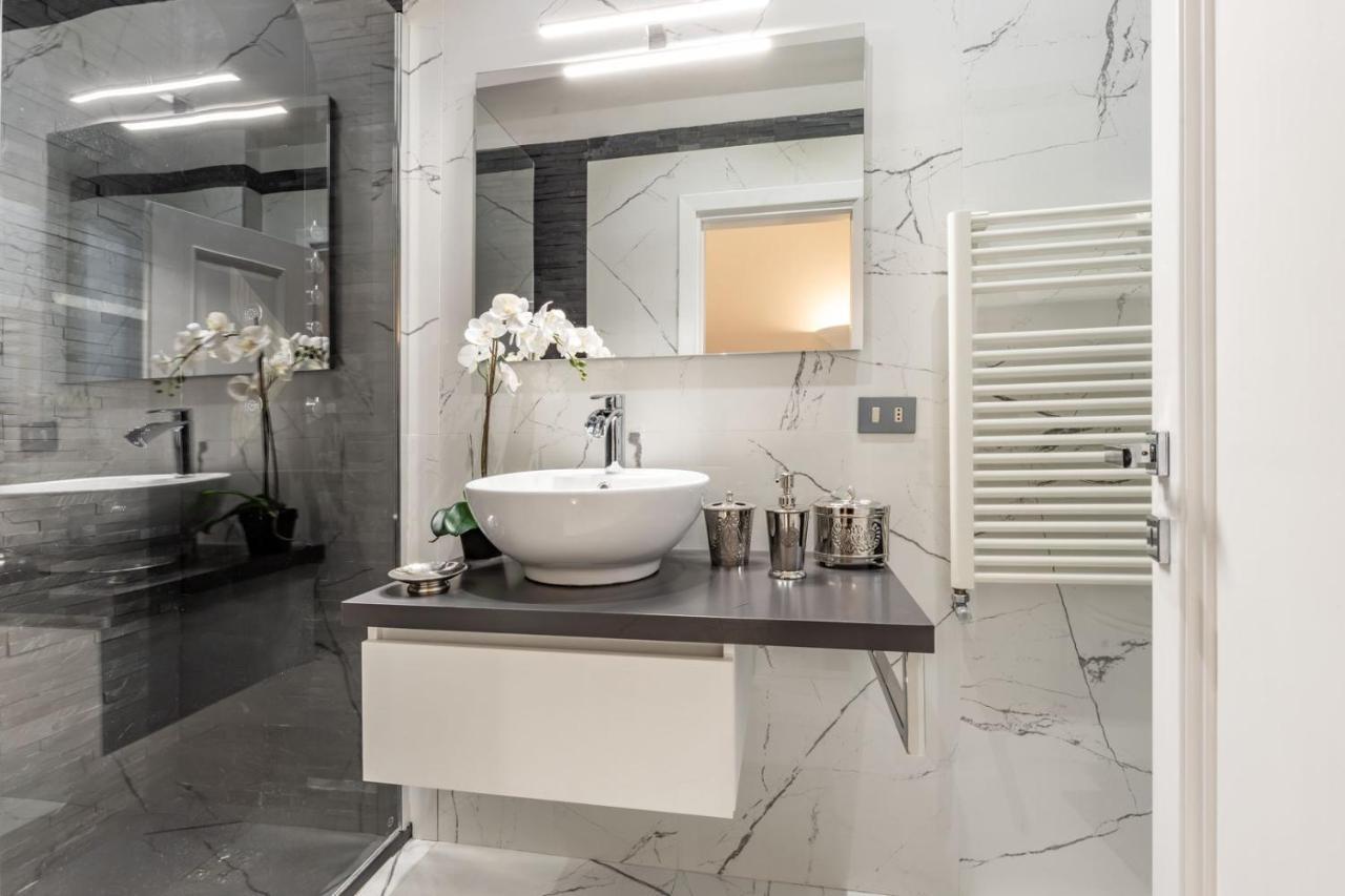 Trevi Luxury Apartment Jacuzzi Řím Exteriér fotografie